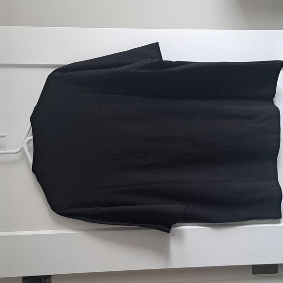 Jordan Tee - Size Large, Black shirt with Red Air Jordan Wordmark stitching - Picture 3 of 4